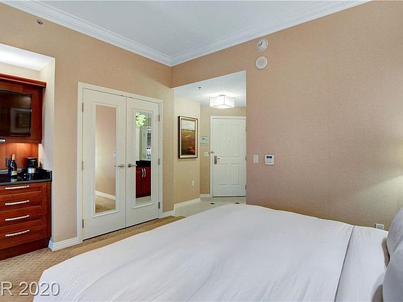 4th image of 135 Harmon Ave #3311