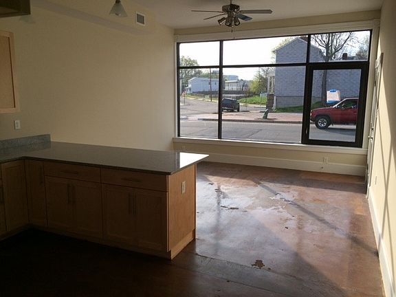 4th image of 803 N 23rd St APT 1