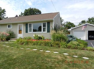 5173 Price Ave, Coopersburg, PA 18036