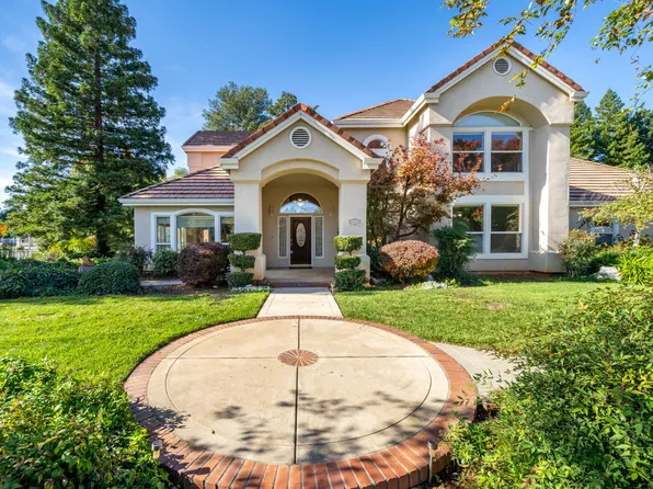 2444 Birchwood Cir, Redding, CA 96002