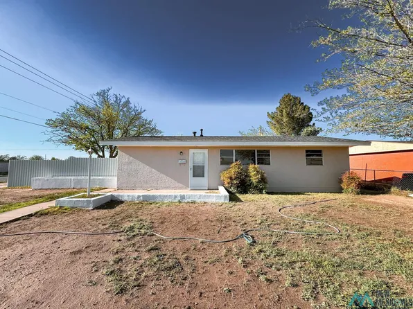 607 S Plaza Dr, Roswell, NM 88203