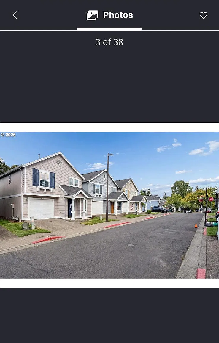 3 bed, 2.5 bath, 1231 sqft, $2,650 — Photo 3