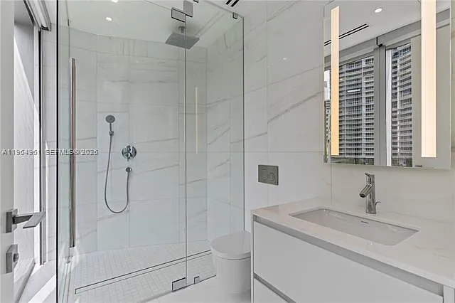 300 Biscayne Boulevard Way #704 — Photo 13