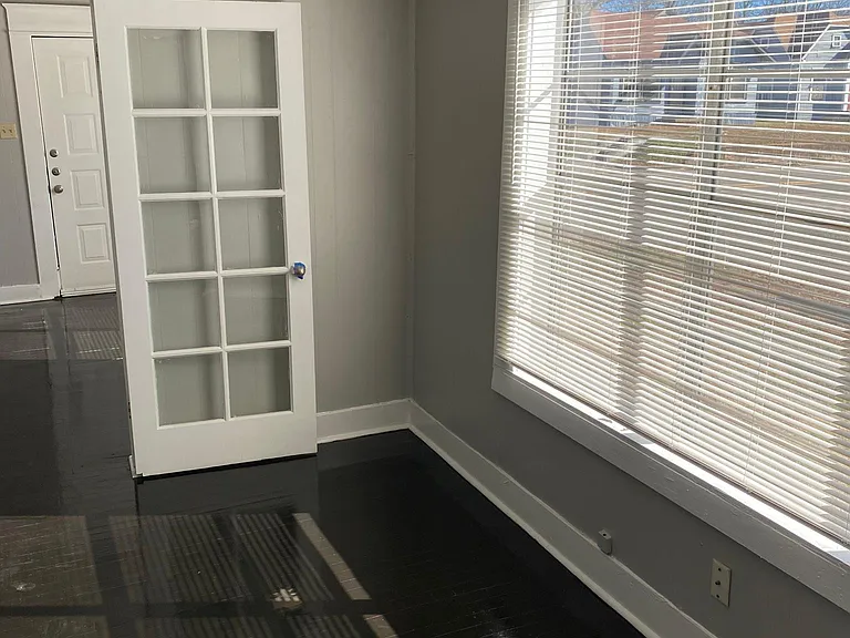 1613 Park St #1613 — Photo 8