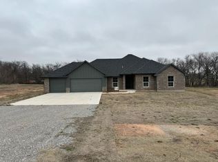 13967 Breezy Ln, Shawnee, OK 74804