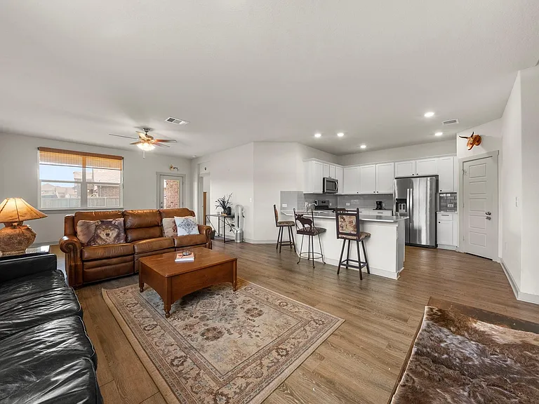 13900 McArthur Dr — Photo 10