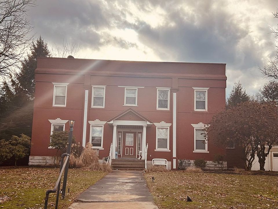 1st image of 169 College Ave APT 4