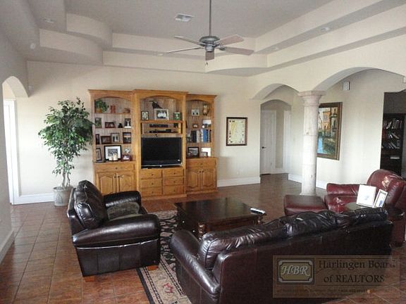 3rd image of 27207 Brittany Ct