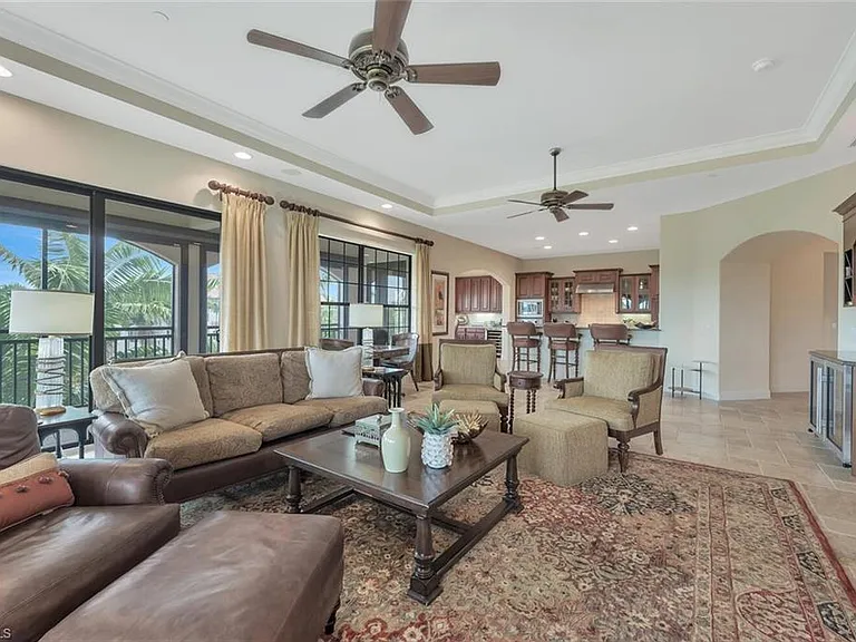 2543 Marquesa Royale Ln #Penthouse 301 — Photo 14