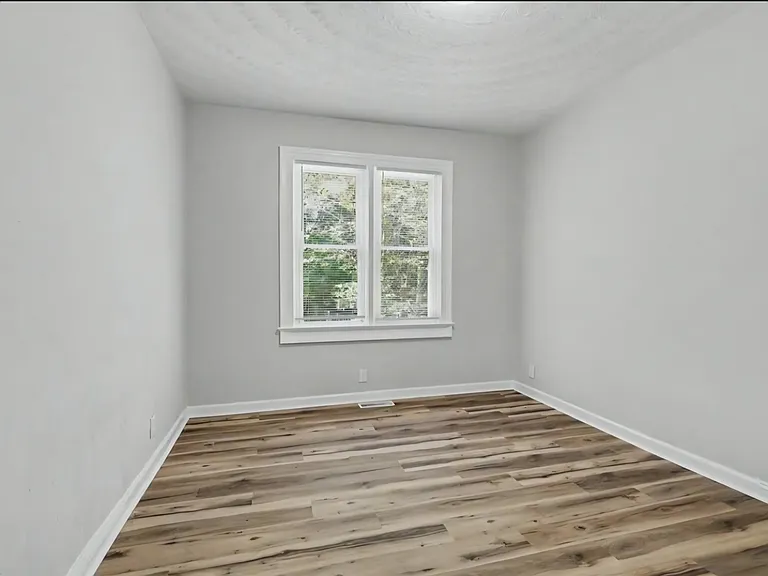 2517 Hale St #A — Photo 17