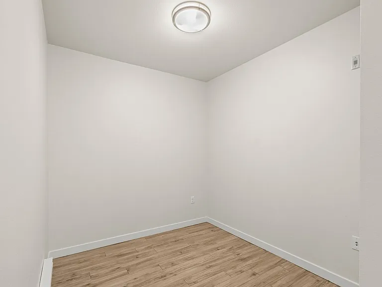 Contour Apartments — Photo 131