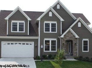 409 N Harwich Dr, Morgantown, WV 26508