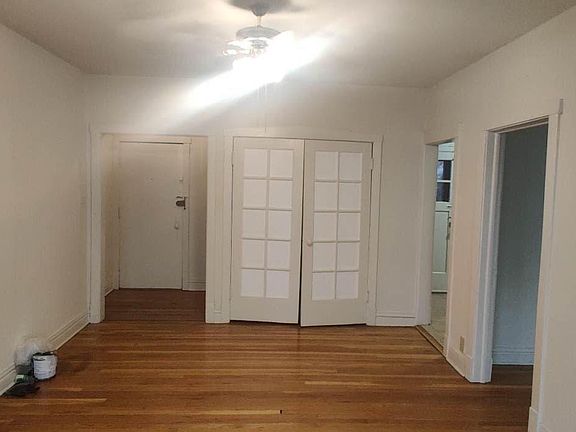 3rd image of 6334 N Magnolia Ave APT 3E