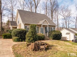 2306 Red Oak Ct, Hillsborough, NC 27278