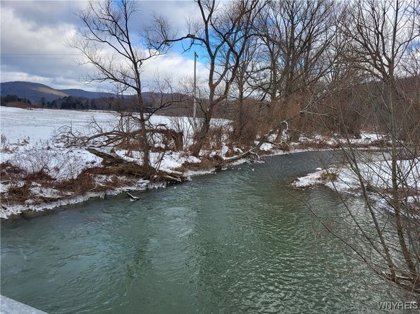 Martin Rd #7, Great Valley, NY 14741