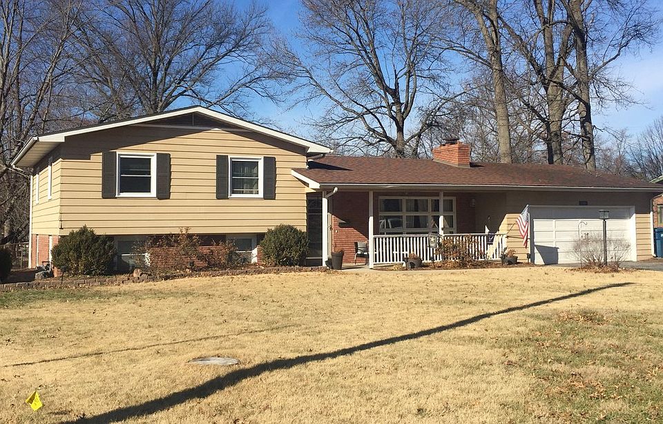1st image of 621 Grandview Dr