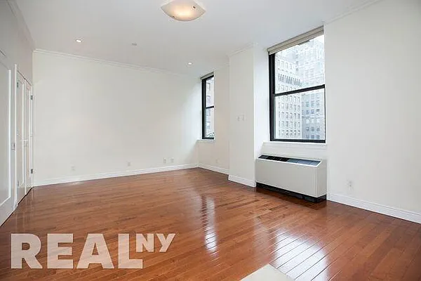 Rented by REAL New York | media 10