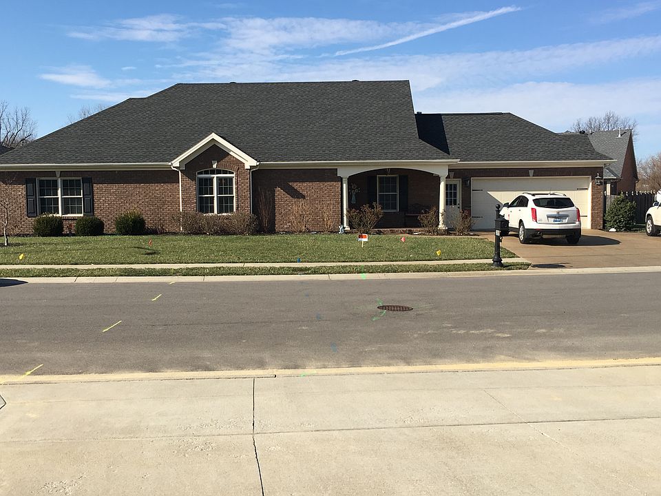 1st image of 3906 Cross Creek Trl