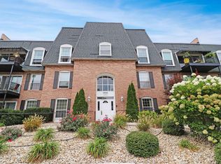 4900 N Knoxville Ave APT 117A, Peoria, IL 61614