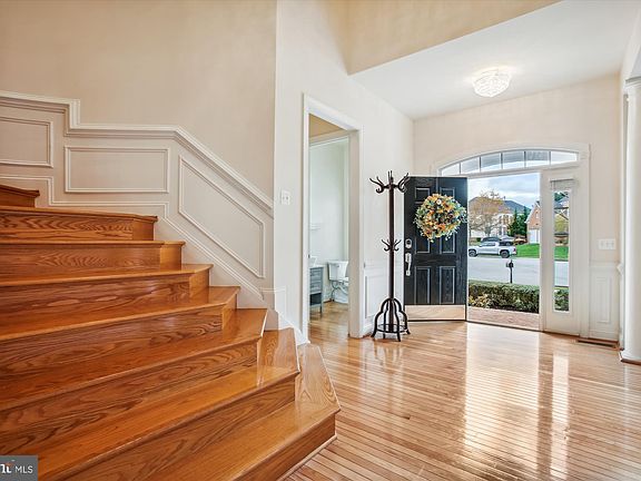 5th image of 11701 Mercer Hill Ct