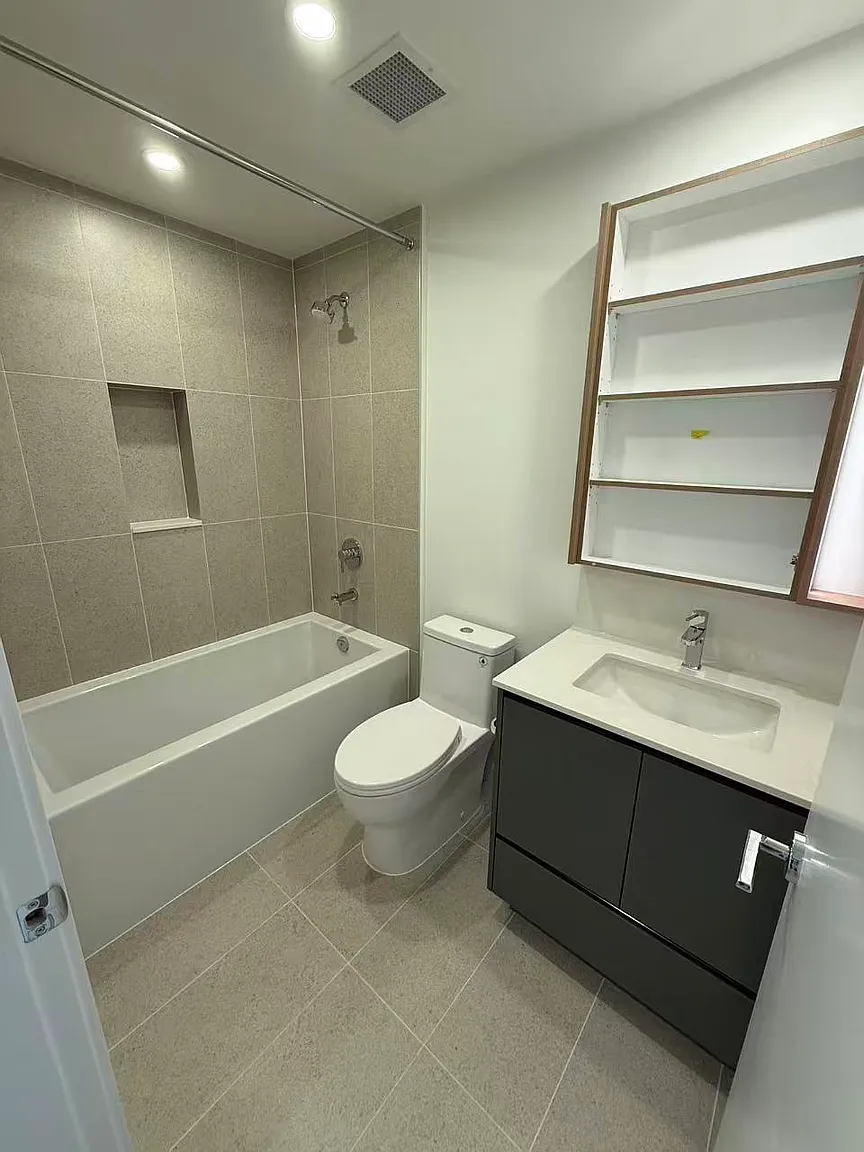 13571 98b Ave #20XX photo 1