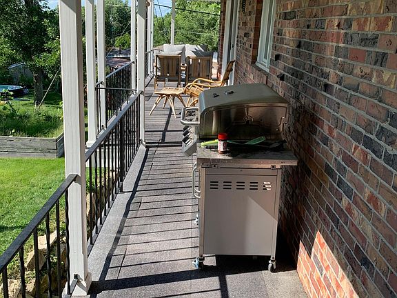 5th image of 4612 Eden Cir #1