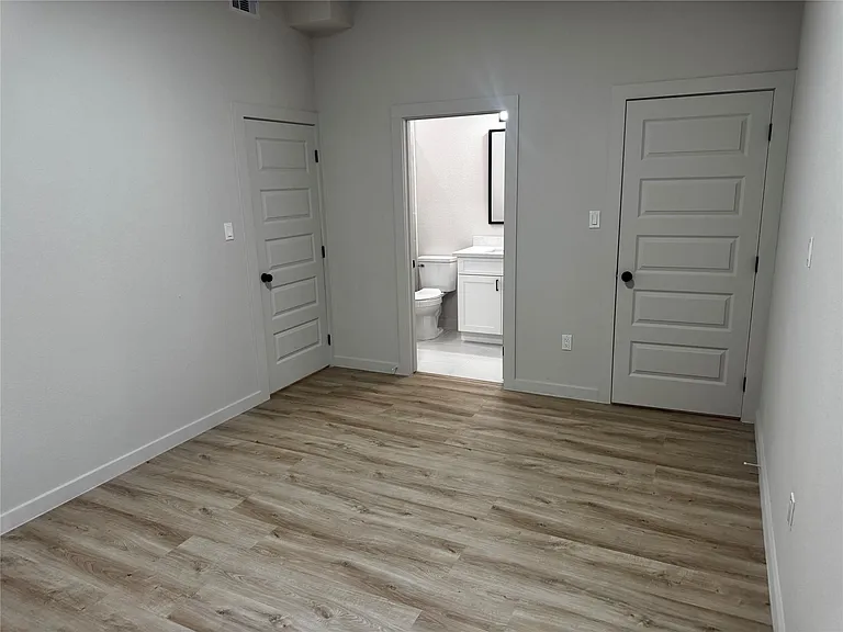9713 Cargil — Photo 10