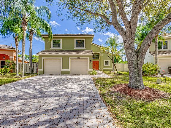 2nd image of 4347 Onega Circle