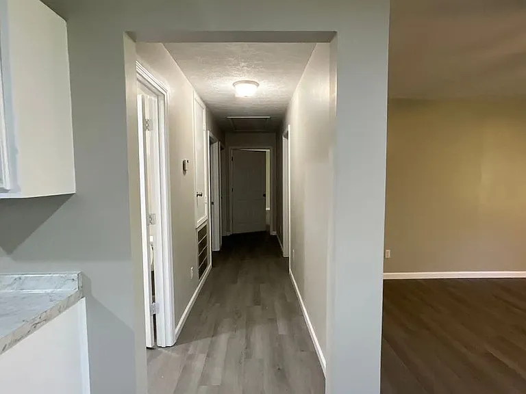 149 Lakeshore Dr — Photo 9