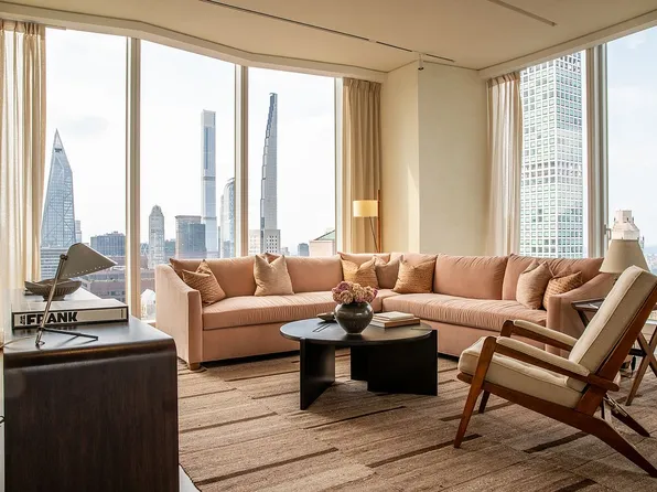 100 E 53rd St #57A, New York, NY 10022