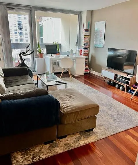 1255 N Sandburg Ter #1008 — Photo 2