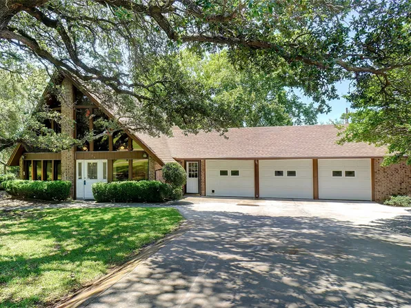 195 Private Road 1543, Bridgeport, TX 76426