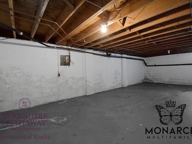 2409 Belcher Dr — Photo 38