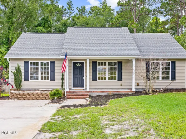 241 N High Point Road, Southport, NC 28461