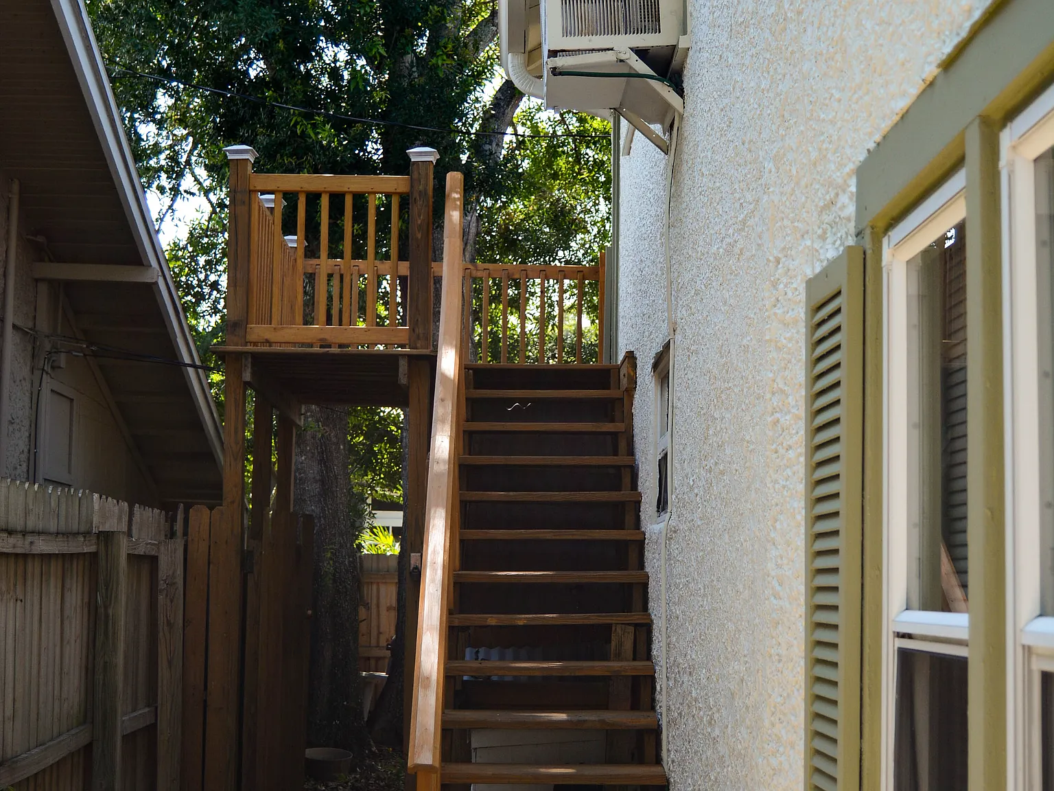 1 bed, 400 sqft, $1,050 — Photo 3