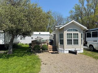 9456 Lakeshore Rd #90, Angola, NY 14006