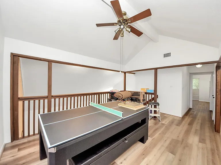 18 N Deerfoot Cir — Photo 16