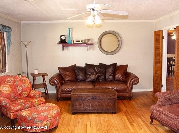 2nd image of 4023 Terrace Dr