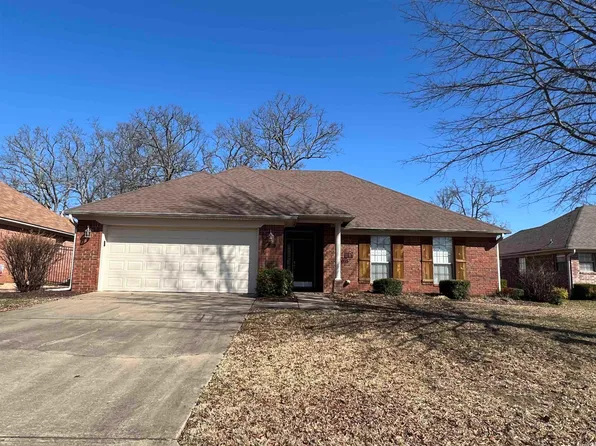 4530 Oregon Trl, Conway, AR 72034