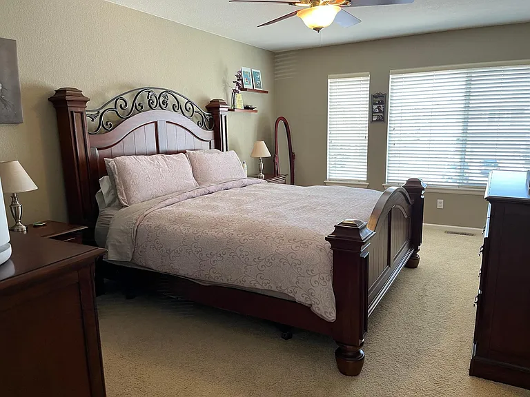 4330 Lyndenwood Point — Photo 6