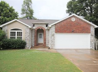 40 Valley View Cir, Bentonville, AR 72712