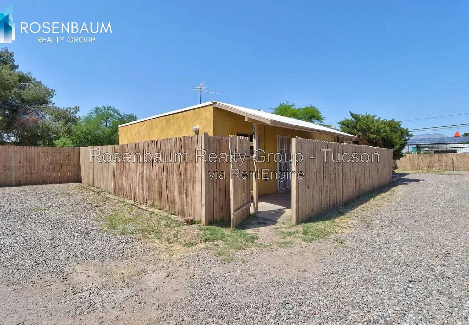 2 bed, 2.0 bath, 800 sqft, $1,100 — Photo 2