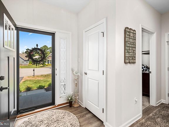 3rd image of 37297 Woods Run Cir #8