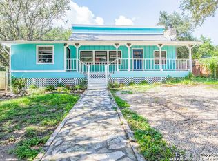 153 Glenn Dr, Canyon Lake, TX 78133