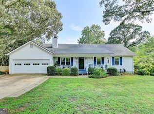 4450 Strickland Rd, Flowery Branch, GA 30542
