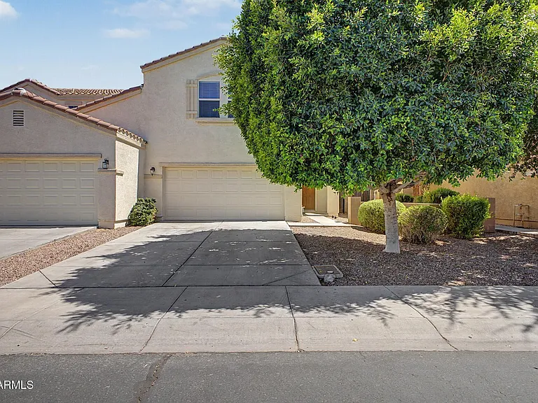 8777 W Dahlia Dr — Photo 2