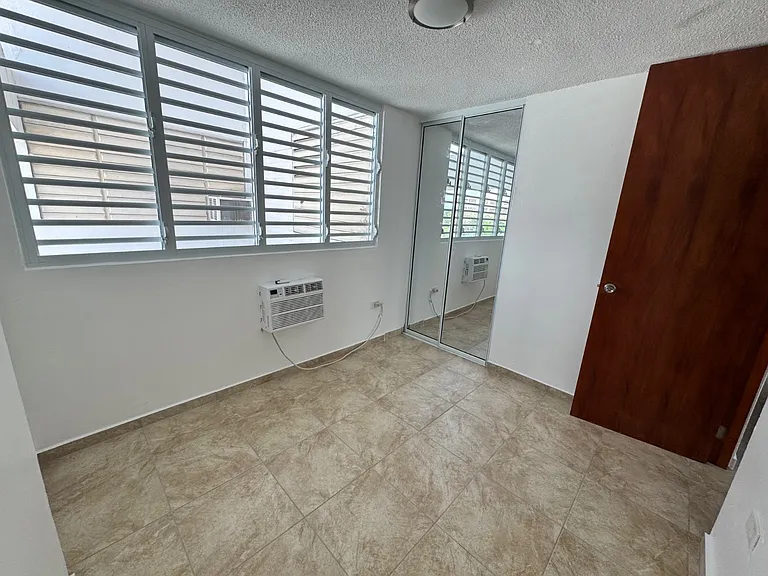 3 Cond Profesional #F — Photo 12