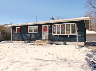 61 Arrowhead Dr, Thornton, IL 60476