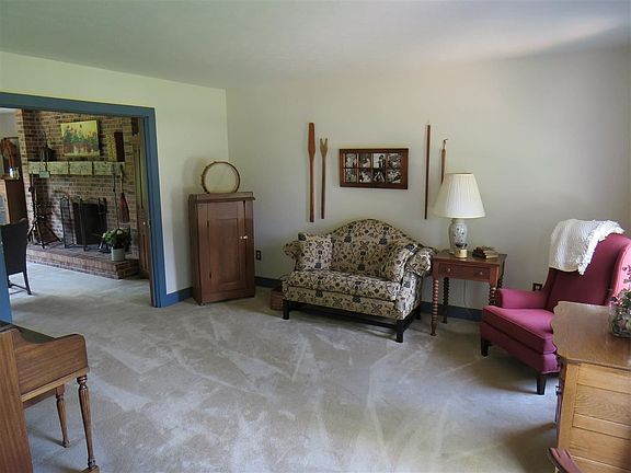 5th image of 64843 McIntosh Ln