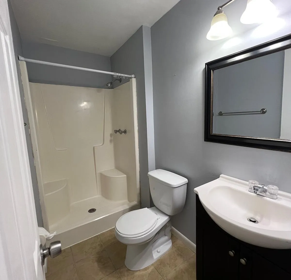 2 bed, 2.5 bath, 1391 sqft, $1,895 — Photo 3